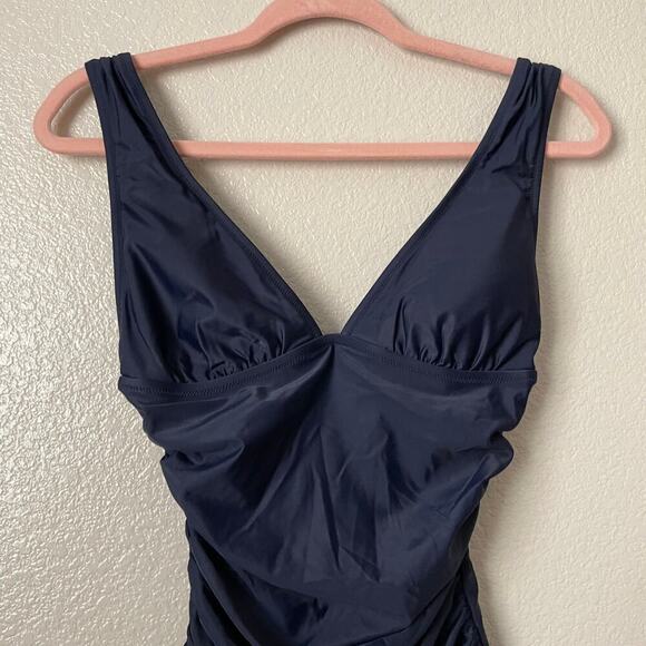 J. Crew Swimsuit Womens Size 4 Navy Blue One Piece V-Neck Ruched Cheeky NWT - Picture 5 of 15
